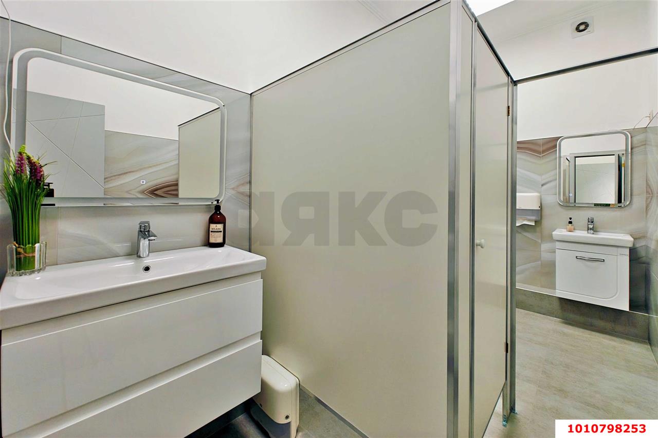 Фото №7: Отдельное здание 1500 м² - Краснодар, Музыкальный, ул. Агрохимическая, 67