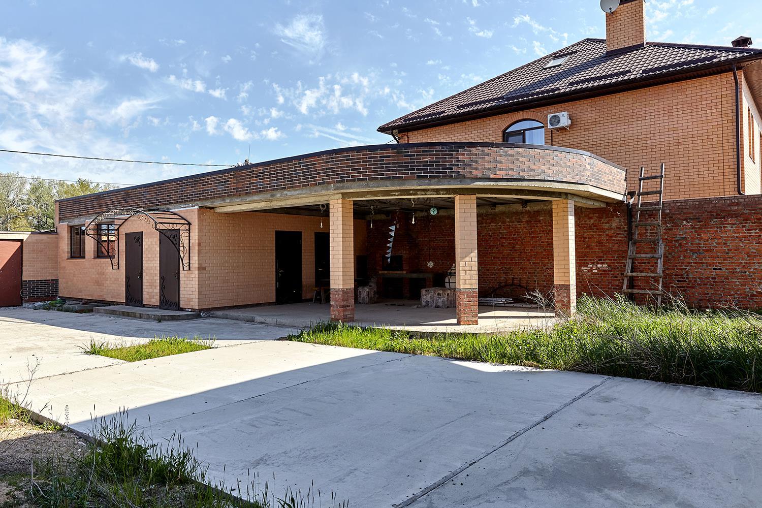 Фото №3: Дом 344 м² + 10 сот. - Краснодар, ул. Лаврова, 64