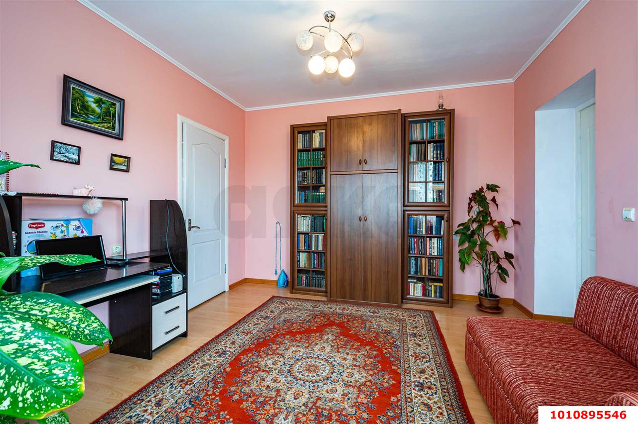 Фото №8: Дом 172 м² + 8 сот. - СНТ Хуторок, мкр. Прикубанский внутригородской округ, ул. 2-я Линия, 87