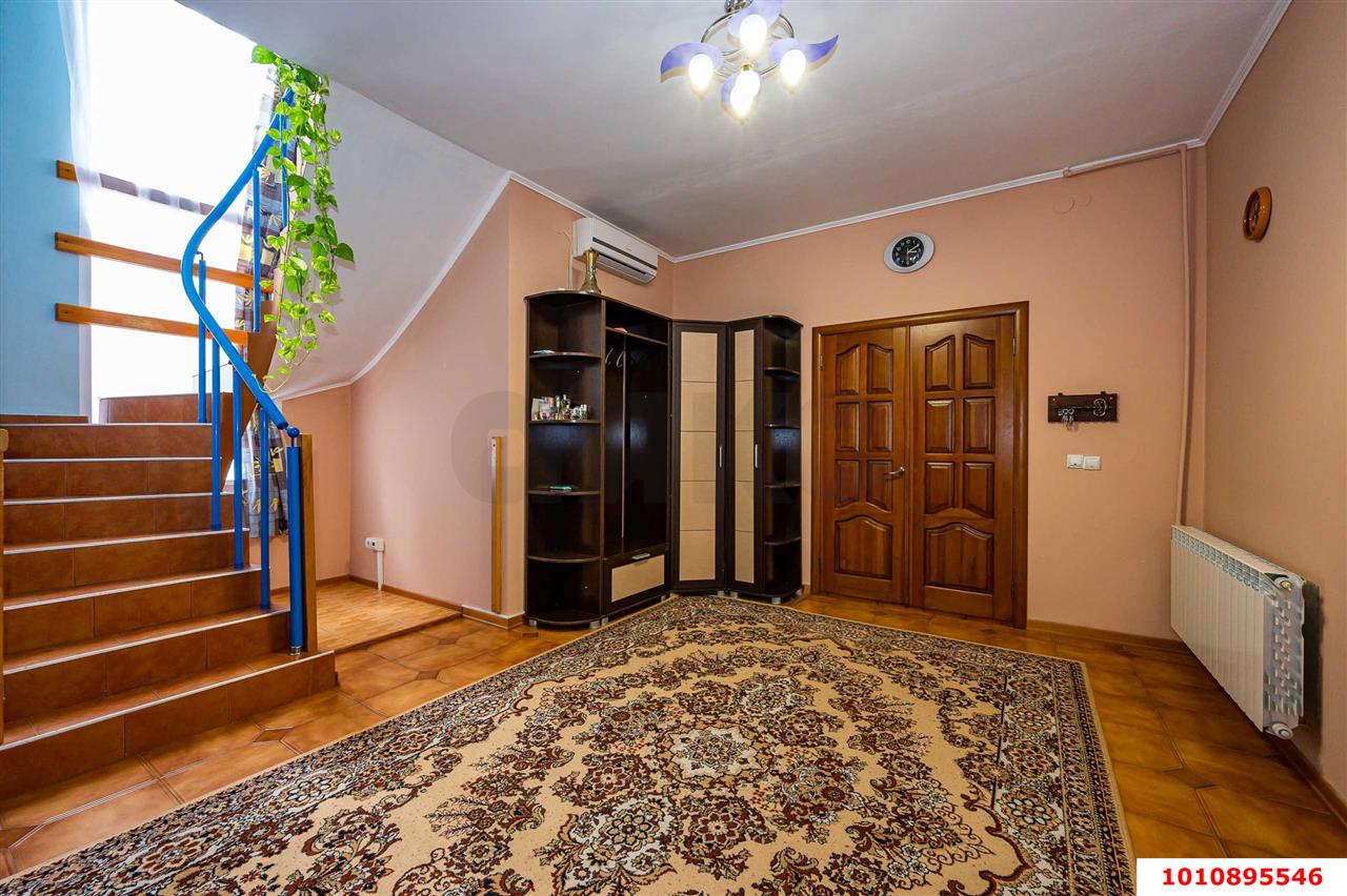 Фото №1: Дом 172 м² + 8 сот. - СНТ Хуторок, Прикубанский внутригородской округ, ул. 2-я Линия, 87