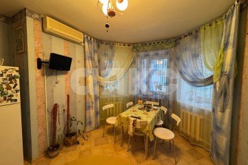 Фото №2: 2-комнатная квартира 86 м² - Волгоград, р. Красноармейский, б-р Энгельса, 34Д