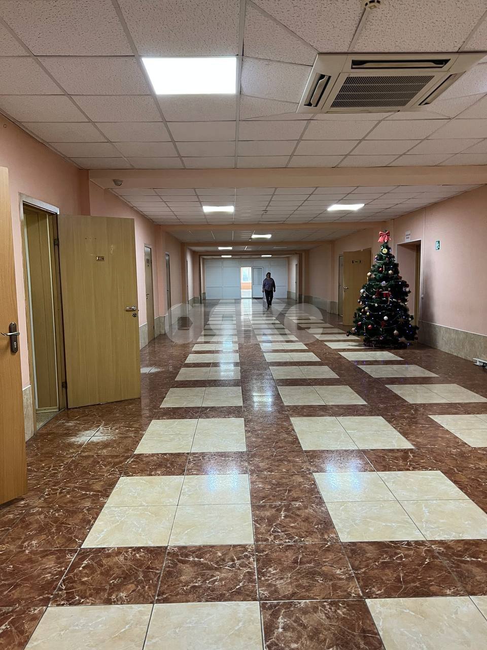 Фото №4: Коммерция 36 м² - Мариуполь, Центральный, ул. Бахмутская, 26