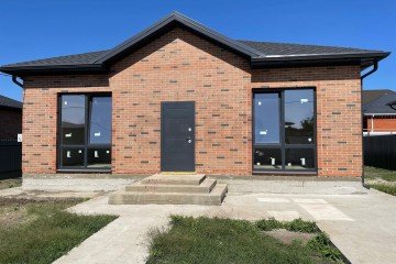 Фото №1: Дом 112 м² - Новотитаровская, ул. Ленина, 147