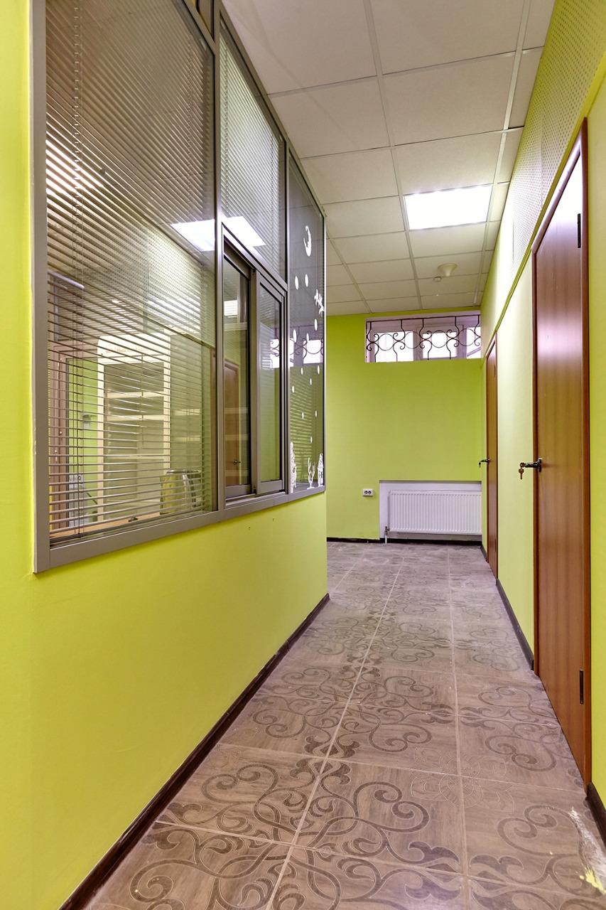 Фото №7: Коммерция 97 м² - Краснодар, Прикубанский внутригородской округ, Завод Радиоизмерительных Приборов, мкр. Музыкальный, ул. имени С.В. Рахманинова, 33