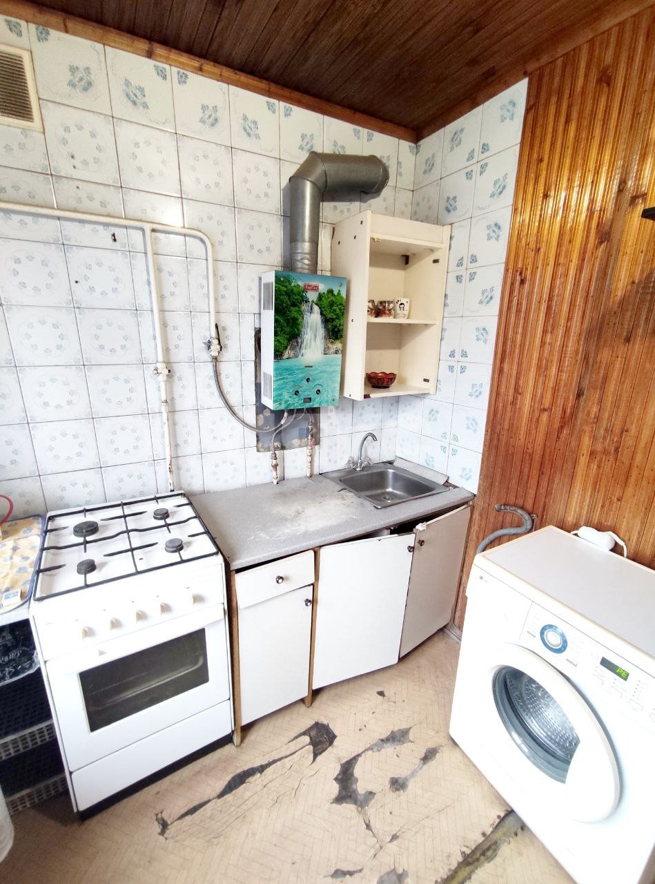 Фото №8: 3-комнатная квартира 53 м² - Симферополь, 457-й квартал, ул. Ростовская, 7