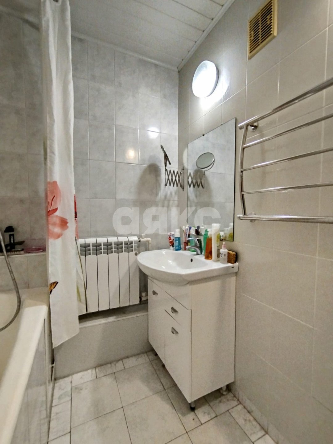 Фото №16: 4-комнатная квартира 85 м² - Волгоград, 207-й, ул. Новоузенская, 6
