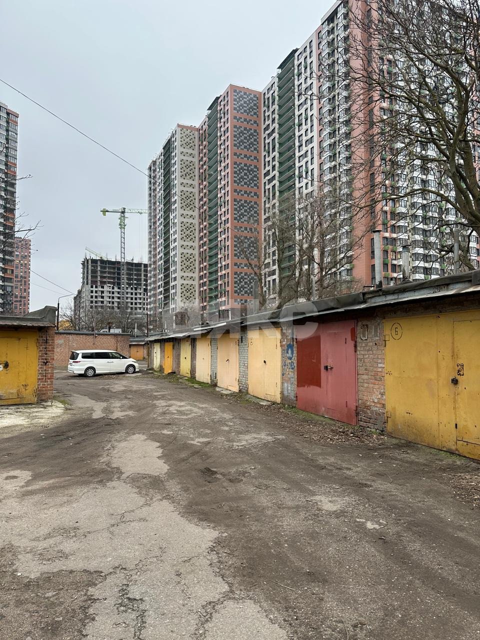 Фото №3: Гараж 36 м² - Ростов-на-Дону, Октябрьский, ул. Нансена, 103В
