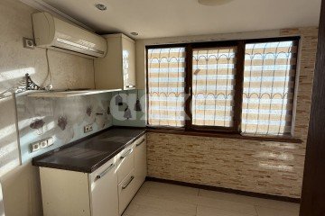 Фото №3: 4-комнатная квартира 77 м² - Мариуполь, р. Центральный, пр-кт Строителей, 66