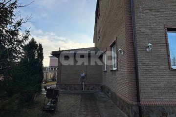 Фото №2: Дом 427 м² - Мариуполь, р. Центральный, ул. Греческая площадь
