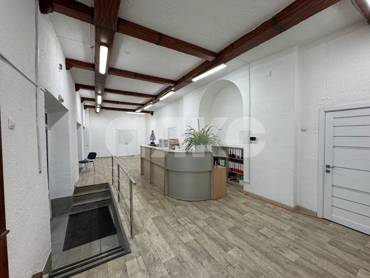 Фото №3: Коммерция 290 м² - Волгоград, Краснооктябрьский, пр-кт имени В.И. Ленина, 125