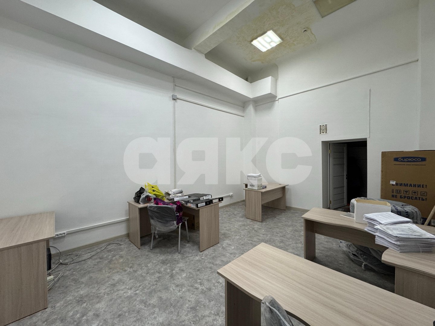 Фото №12: Коммерция 290 м² - Волгоград, Краснооктябрьский, пр-кт имени В.И. Ленина, 125
