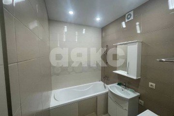 Фото №5: 2-комнатная квартира 72 м² - Ростов-на-Дону, мкр. 2-й, ул. Малиновского, 74/68