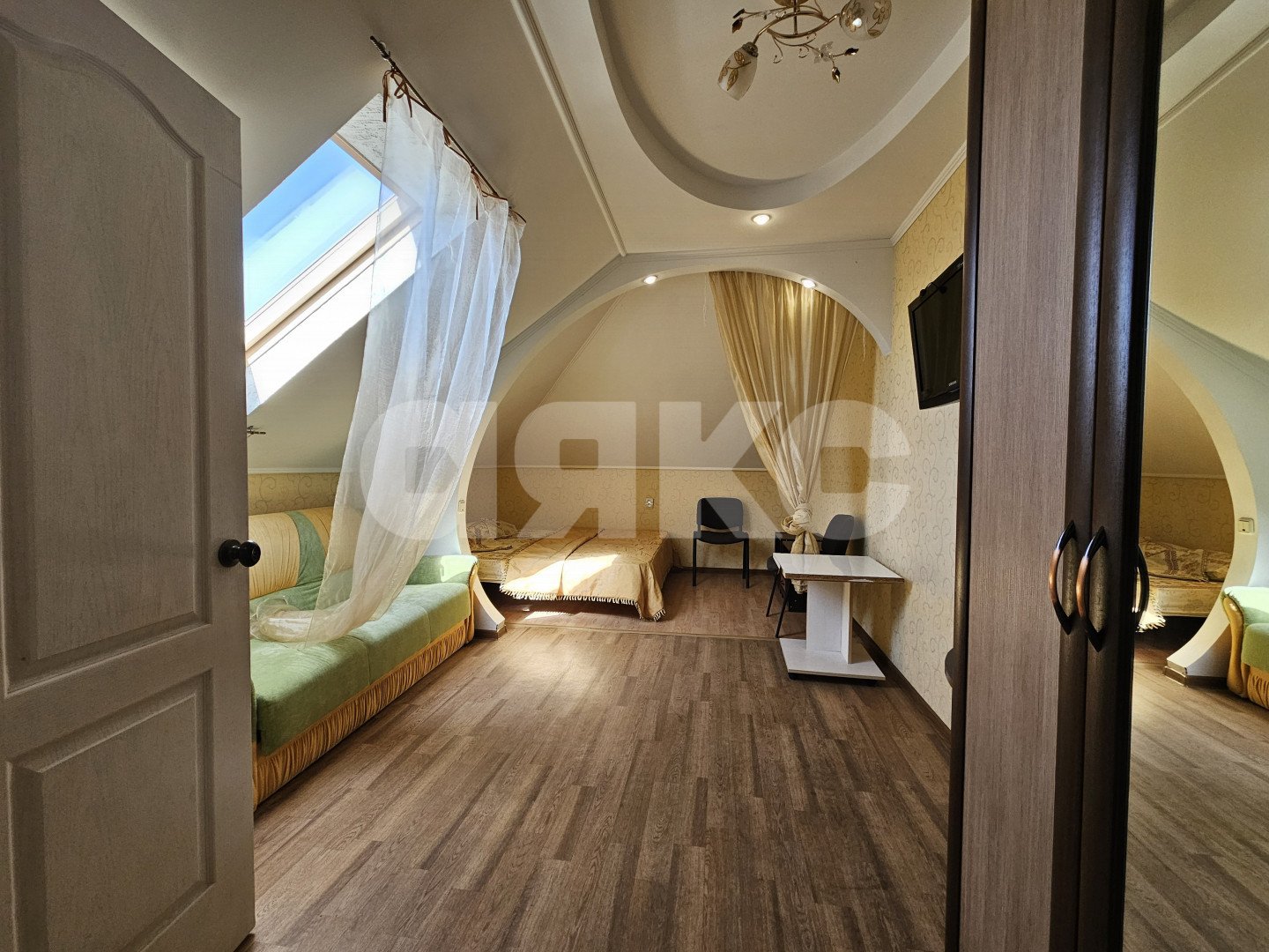 Фото №6: Коттедж 495 м² + 10 сот. - Мелекино, ул. Цветочная