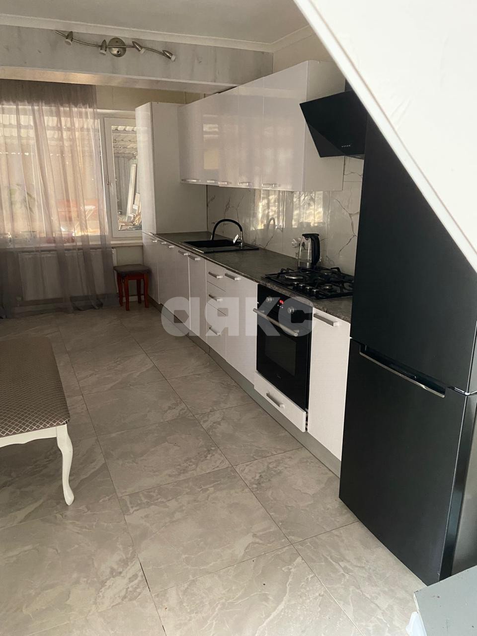 Фото №5: 3-комнатная квартира 91 м² - Темрюк, ул. Анджиевского