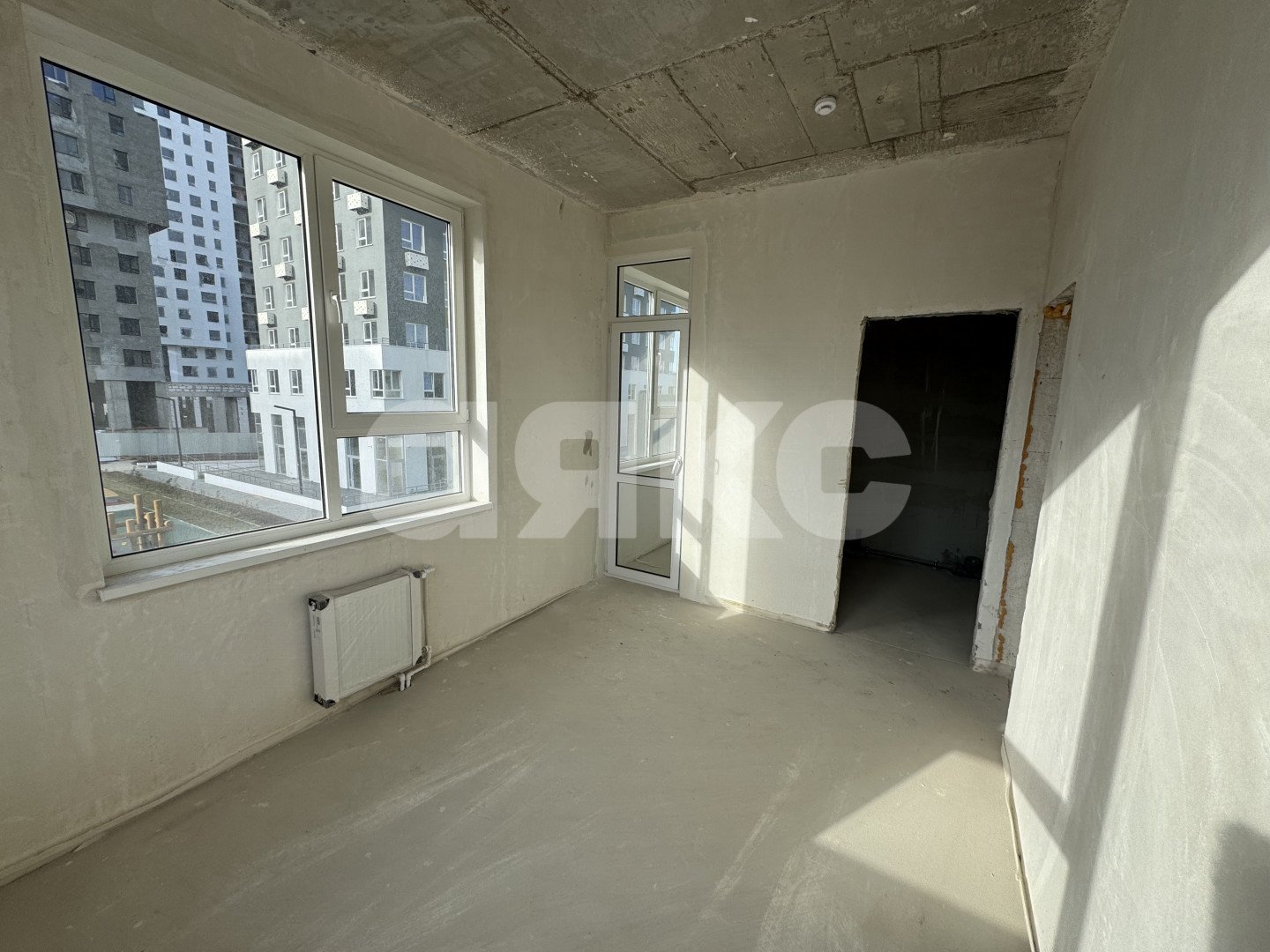 Фото №6: 4-комнатная квартира 94 м² - Симферополь, жилой комплекс Инжир, пр-кт Александра Суворова, 97