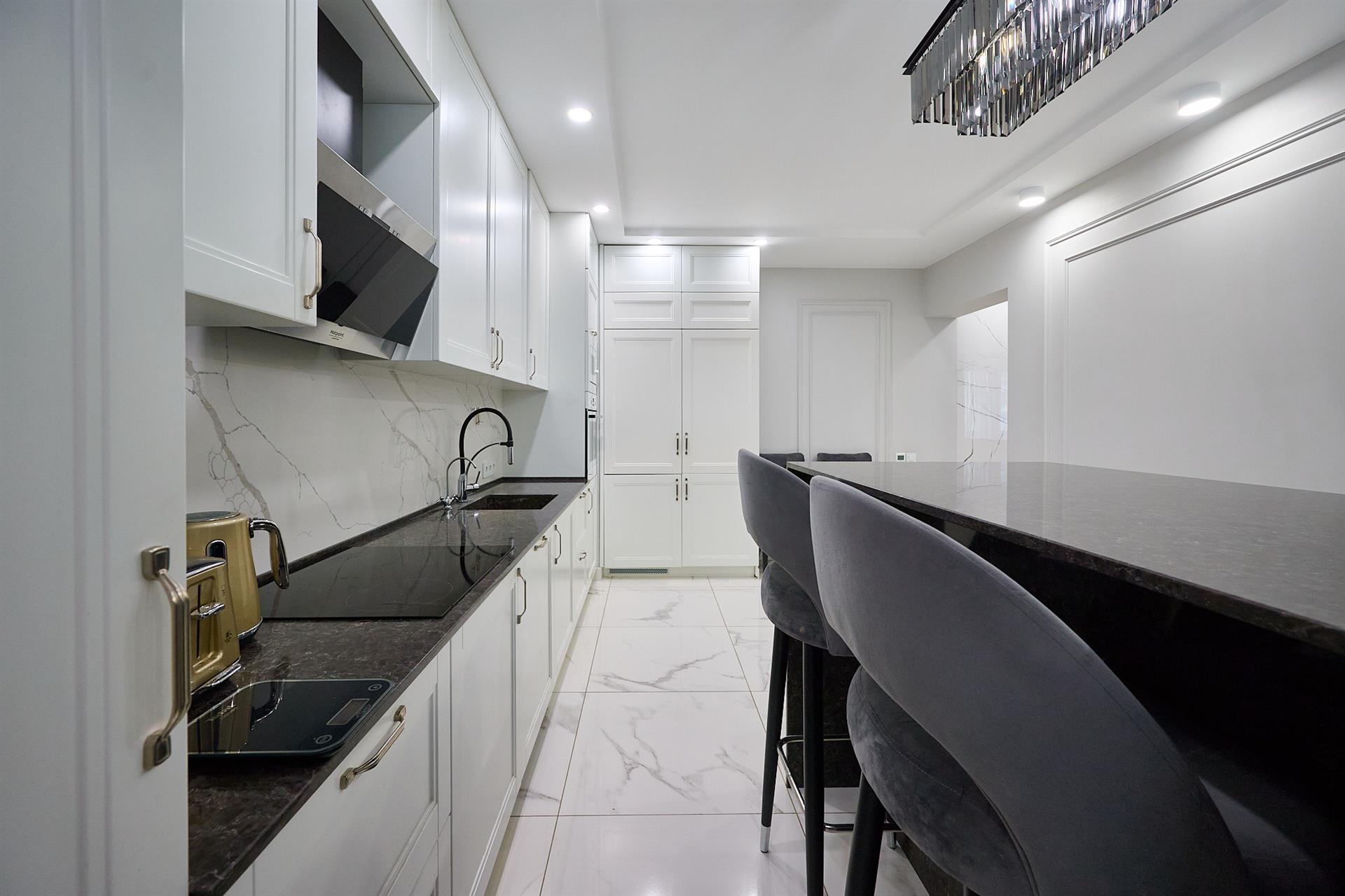 Фото №7: 3-комнатная квартира 130 м² - Краснодар, ЖК Тургенев, Западный внутригородской округ, жилой комплекс Маршал, Фестивальный, мкр. жилой комплекс Тургенев, ул. Дальняя, 8к2