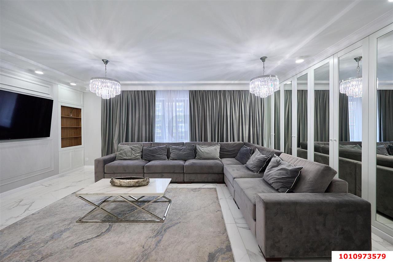 Фото №1: 3-комнатная квартира 130 м² - Краснодар, жилой комплекс Тургенев, ул. Дальняя, 8к2