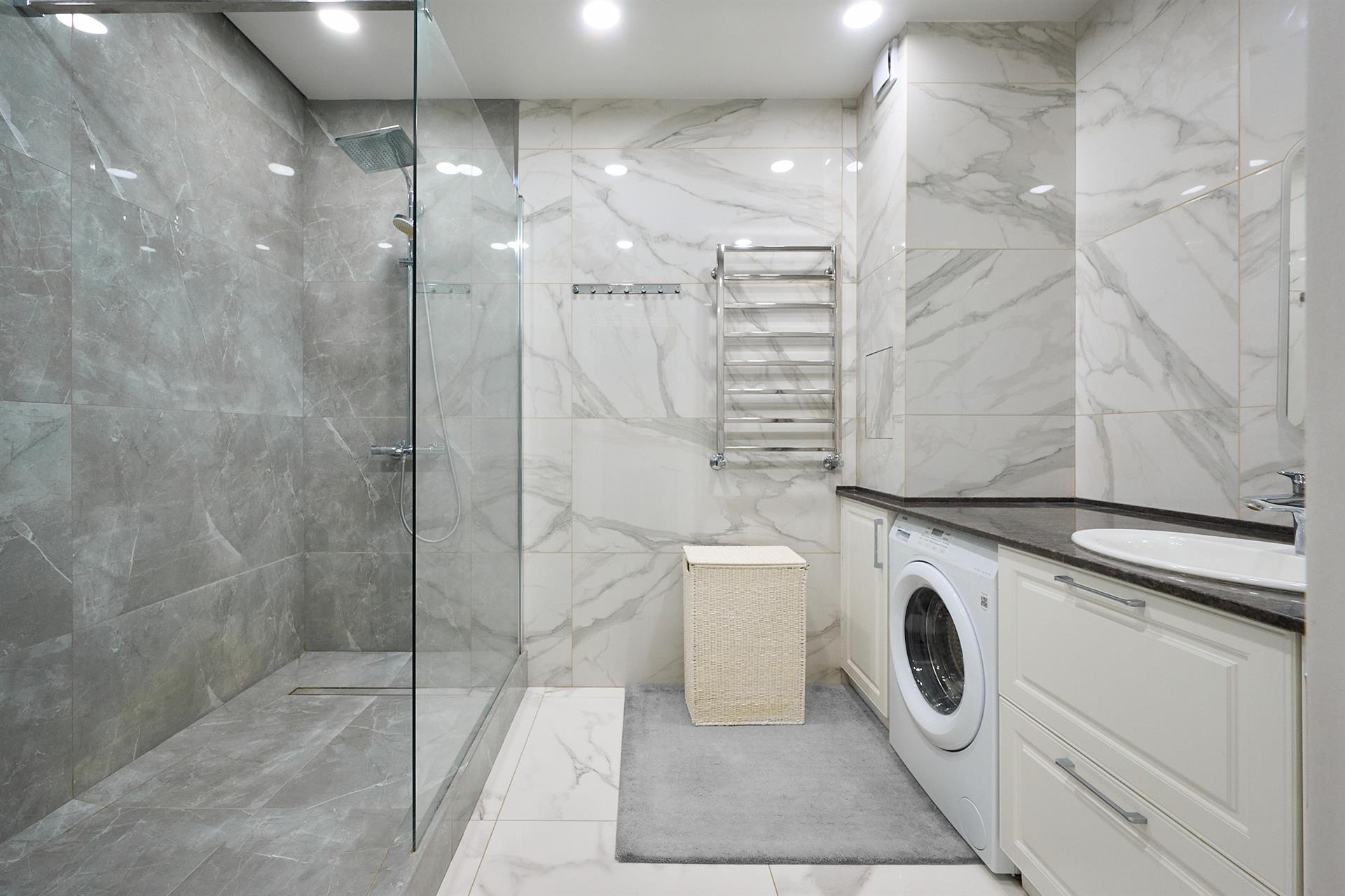 Фото №12: 3-комнатная квартира 130 м² - Краснодар, ЖК Тургенев, Западный внутригородской округ, жилой комплекс Маршал, Фестивальный, мкр. жилой комплекс Тургенев, ул. Дальняя, 8к2