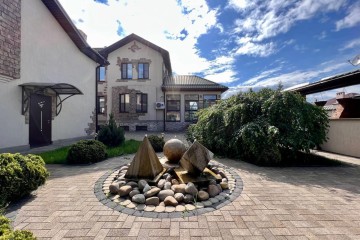 Фото №1: Дом 556 м² - Краснодар, мкр. Солнечный, ул. Архитектора Петина, 21