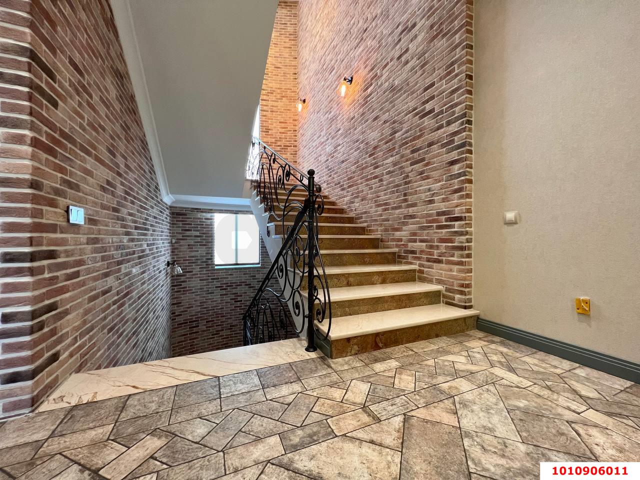 Фото №4: Дом 556 м² + 12 сот. - Краснодар, Солнечный, ул. Архитектора Петина, 21