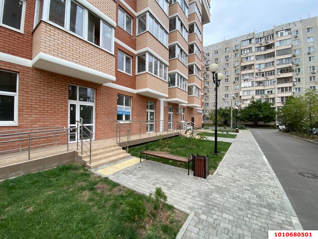 Фото №6: Коммерция 137 м² - Краснодар, Школьный, Прикубанский внутригородской округ, мкр. Круглик, ул. Школьная, 13/9