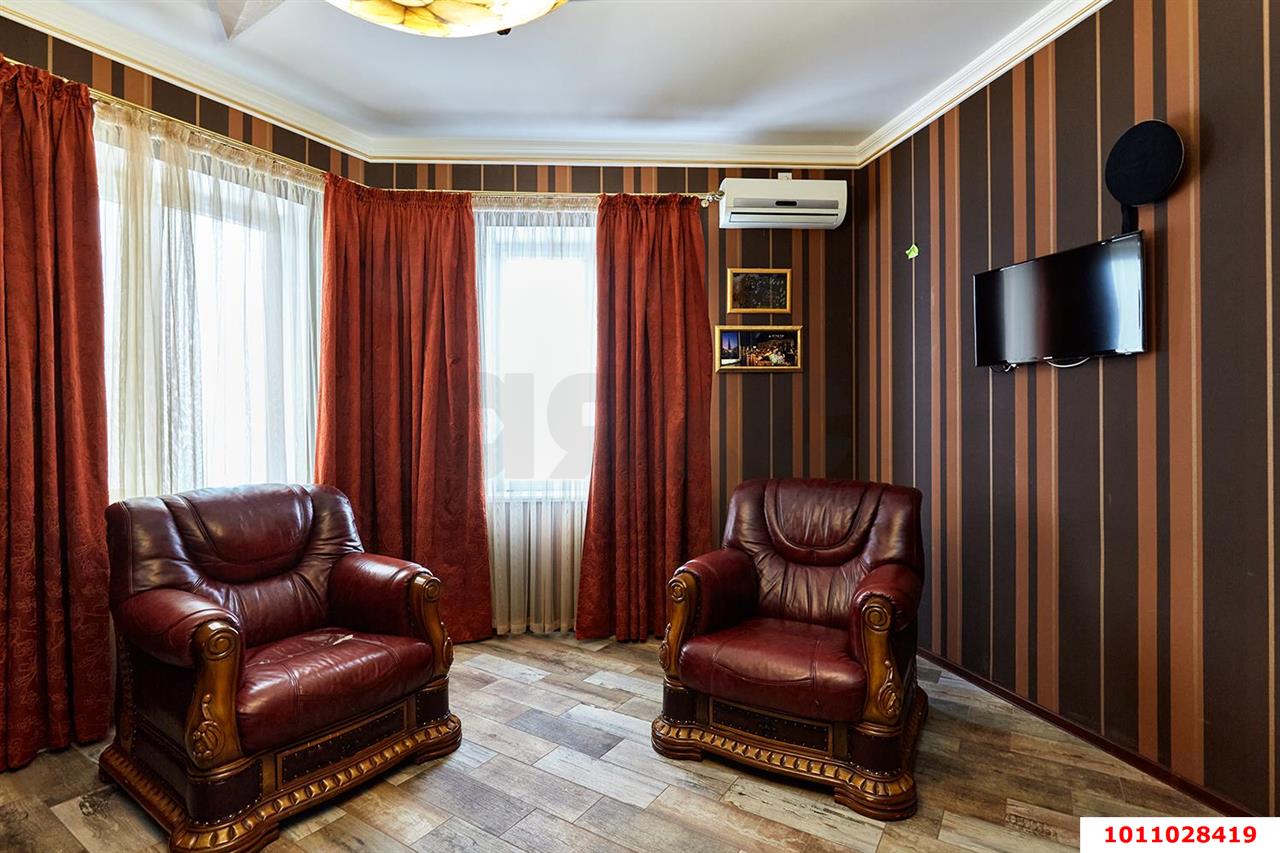 Фото №4: Дом 427 м² + 10 сот. - Краснодар, Калинино, Завод Радиоизмерительных Приборов, мкр. Прикубанский внутригородской округ, ул. Безкровного, 39