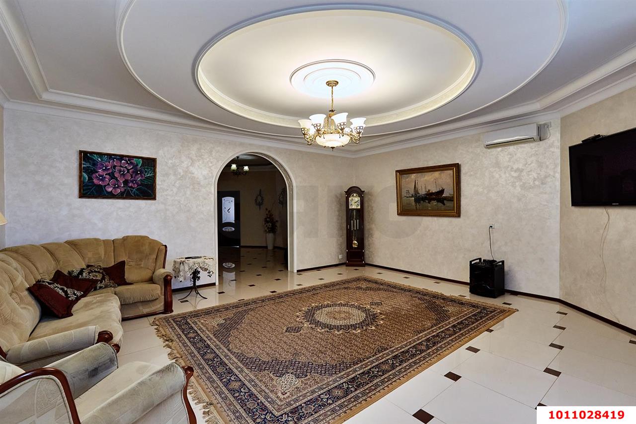 Фото №10: Дом 427 м² + 10 сот. - Краснодар, Калинино, Завод Радиоизмерительных Приборов, мкр. Прикубанский внутригородской округ, ул. Безкровного, 39