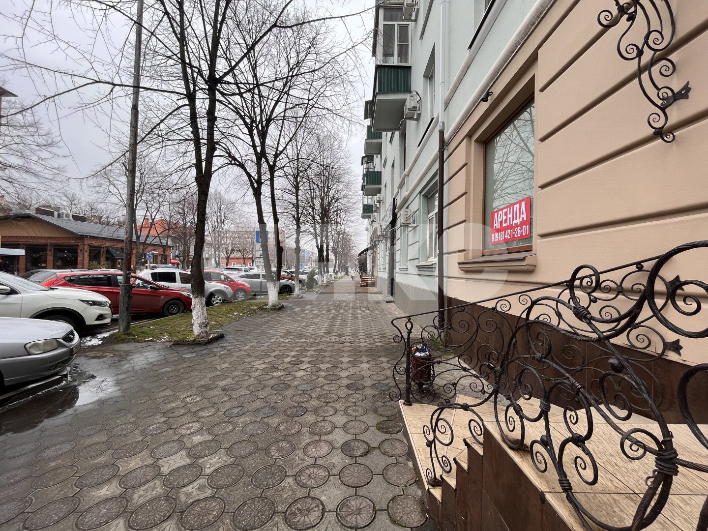 Фото №19: Коммерция 83 м² - Майкоп, Центр, ул. Краснооктябрьская, 32