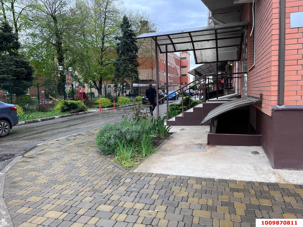 Фото №5: Торговое помещение 430 м² - Краснодар, Завод Измерительных Приборов, ул. Зиповская, 4/4