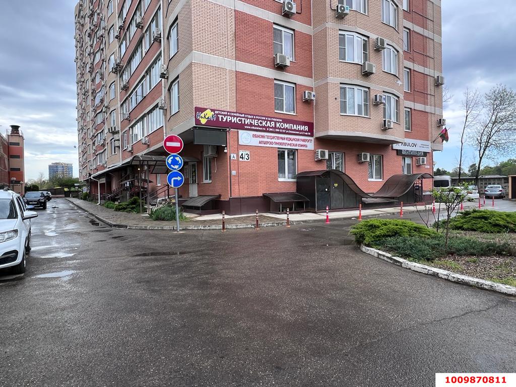 Фото №1: Торговое помещение 430 м² - Краснодар, Завод Измерительных Приборов, ул. Зиповская, 4/4
