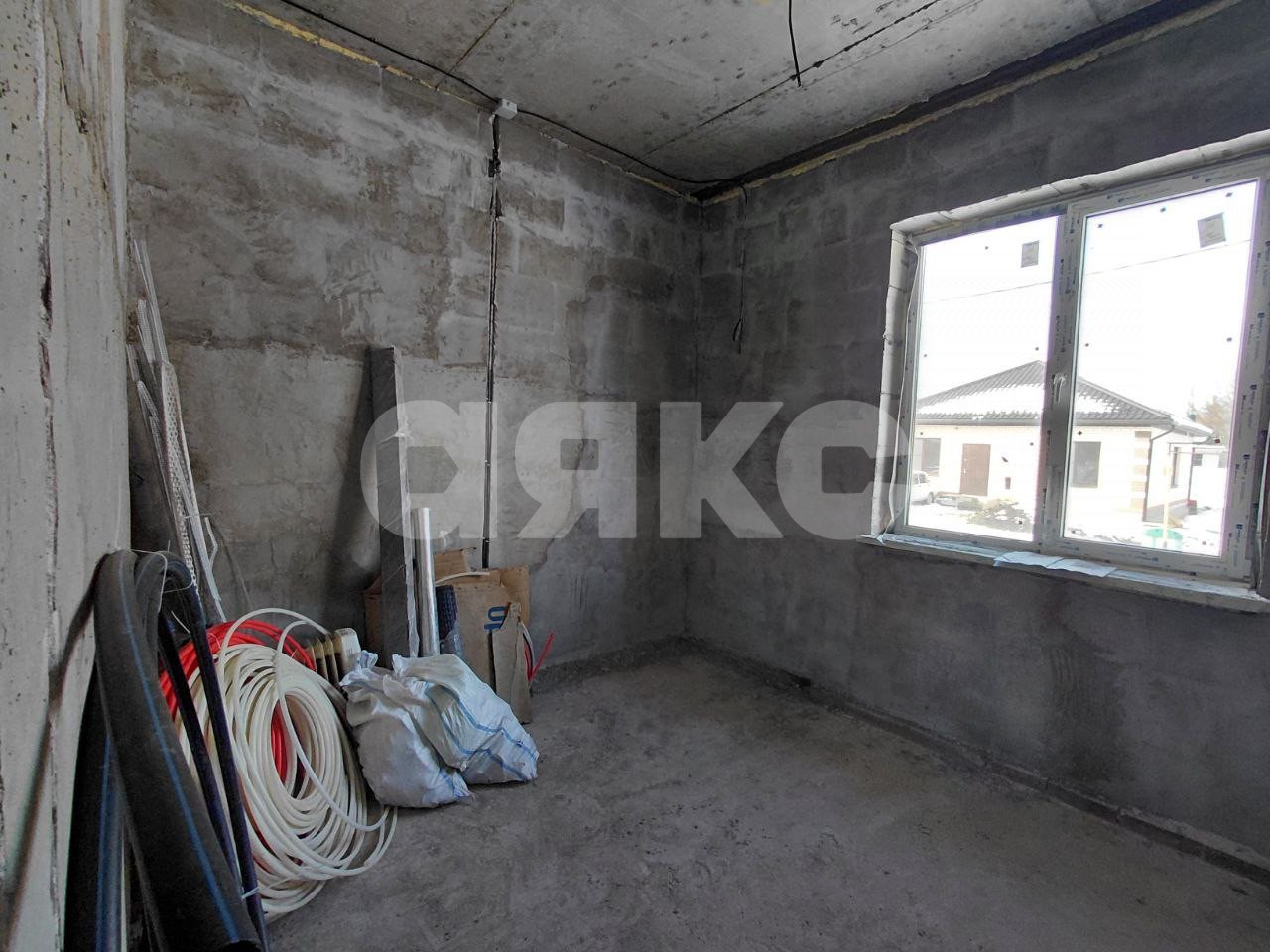 Фото №9: Дом 97 м² + 5 сот. - Саратовская, коттеджный  Зеленая Усадьба, п. коттеджный  Зеленая Усадьба, ул. Пихтовая