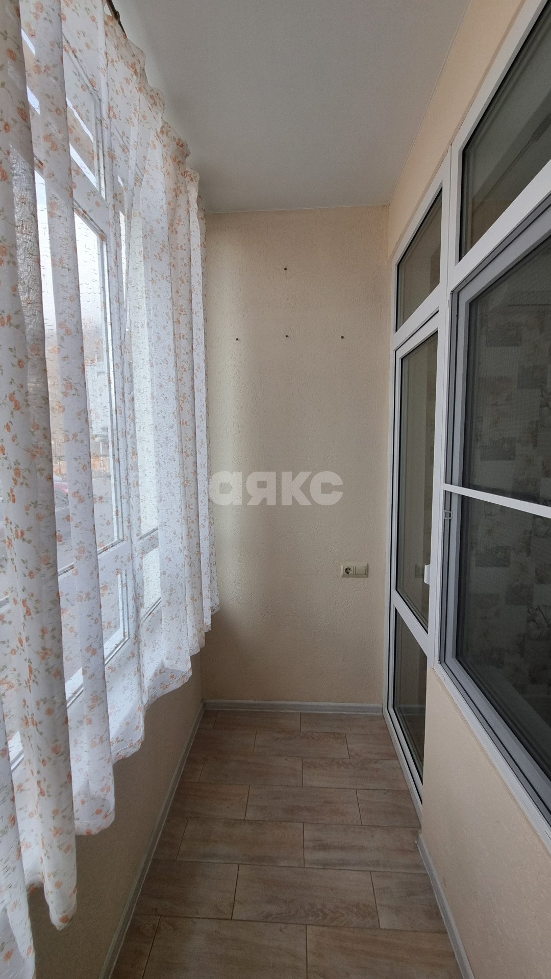Фото №10: 2-комнатная квартира 63 м² - Геленджик, ул. Гоголя, 11Бк2