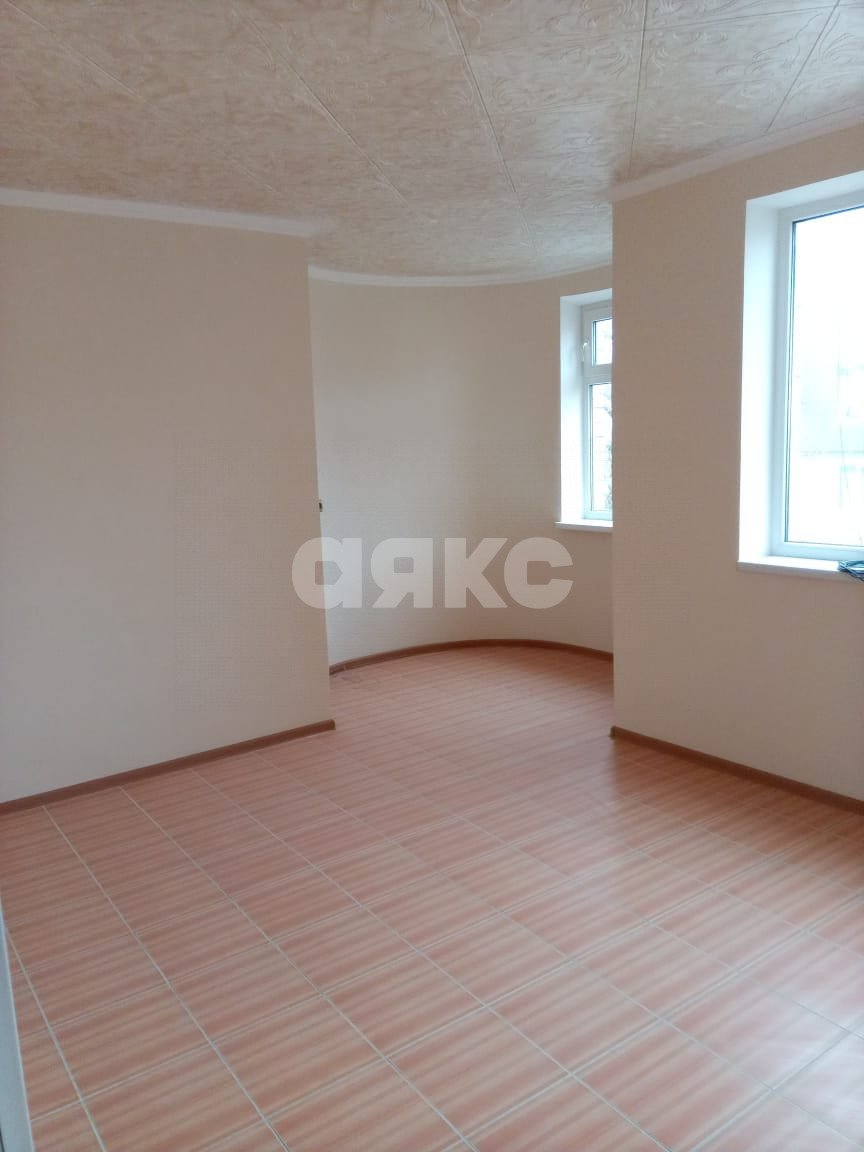 Фото №7: Дом 340 м² + 14 сот. - Тамань, ул. Комсомольская, 4