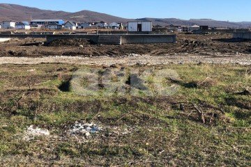 Фото №1: Земельный участок под ИЖС - Семигорский, ул. имени Казачки Марьяны