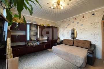Фото №1: 3-комнатная квартира 58 м² - Тула, мкр. Пролетарский территориальный округ, ул. Марата, 174