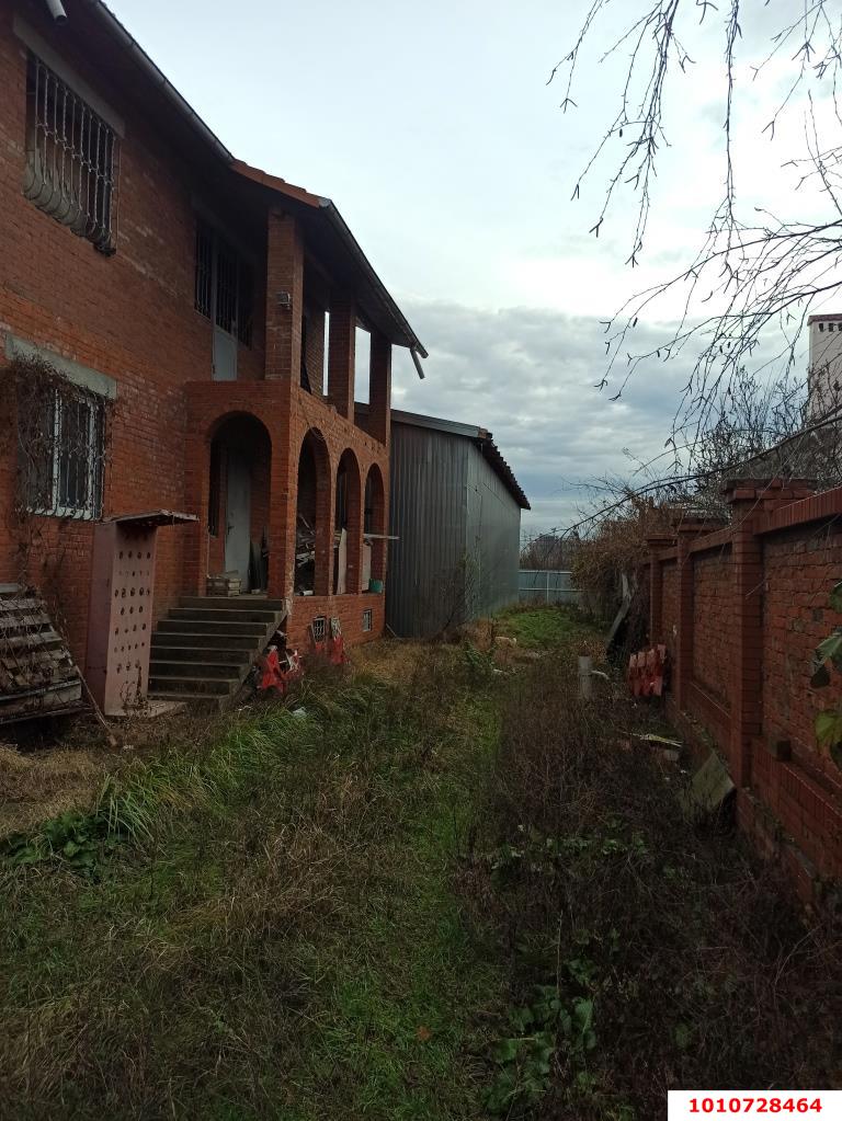 Фото №3: Дом 197 м² + 8 сот. - Краснодар, Прикубанский внутригородской округ, мкр. Сады Калинина, ул. Троицкая, 179