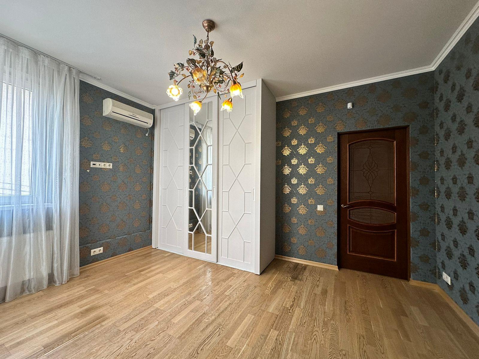 Фото №9: 3-комнатная квартира 125 м² - Краснодар, мкр. Западный внутригородской округ, ул. Брянская, 49