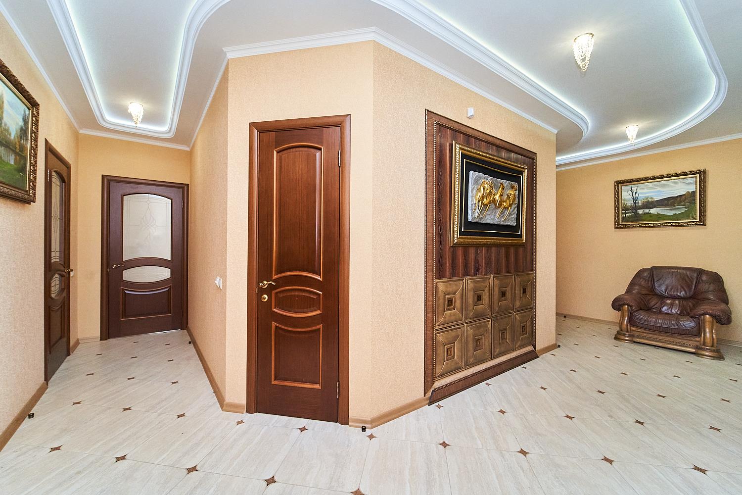 Фото №12: 3-комнатная квартира 125 м² - Краснодар, мкр. Западный внутригородской округ, ул. Брянская, 49