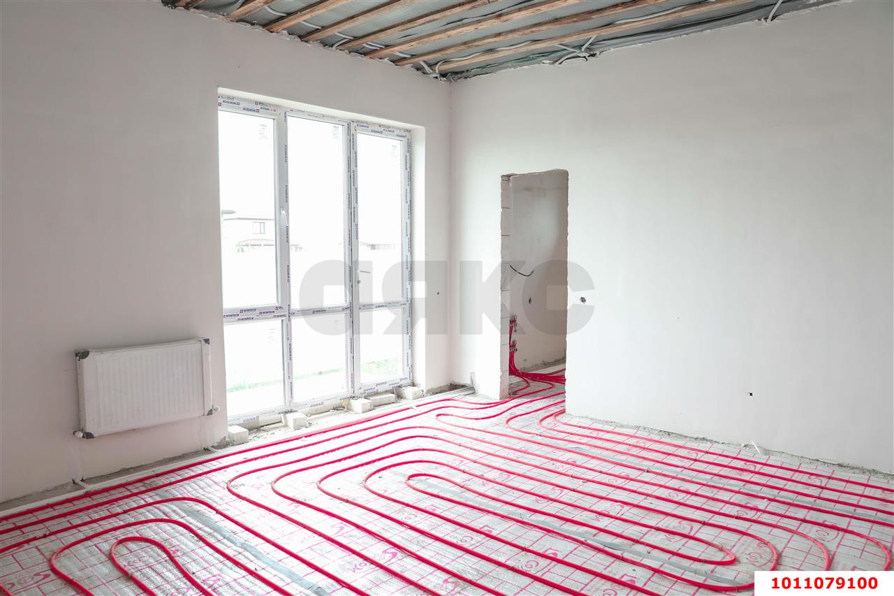 Фото №6: Дом 140 м² + 4 сот. - Лазурный, мкр. Прикубанский внутригородской округ, пр-кт Лазурный, 38