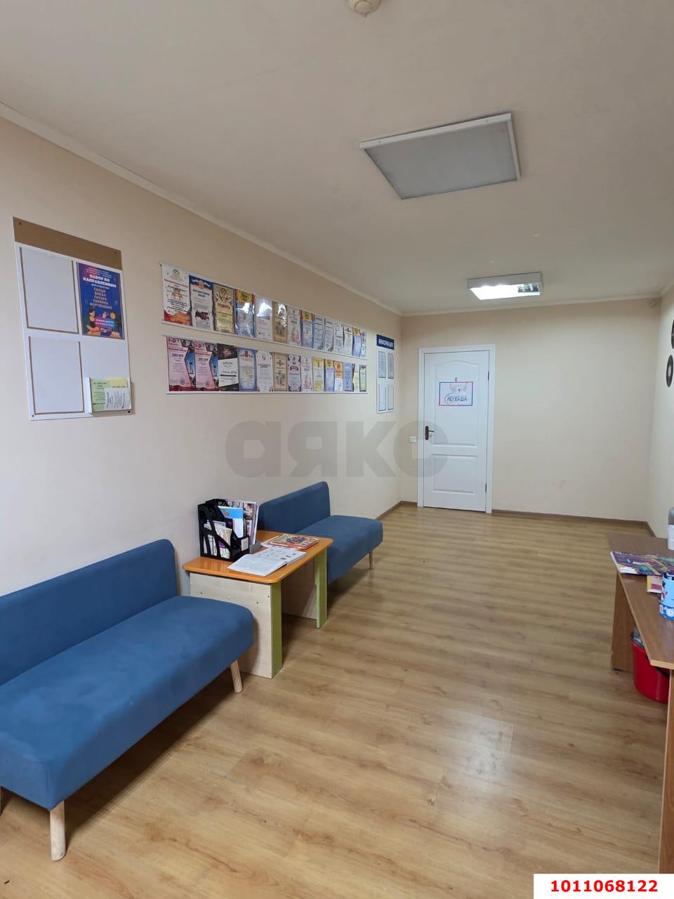 Фото №4: Торговое помещение 605 м² - Краснодар, Завод Измерительных Приборов, ул. Московская, 54/1
