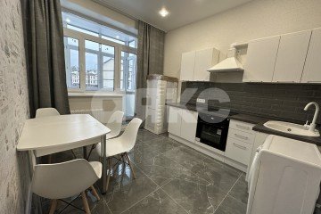 Фото №1: 1-комнатная квартира 42 м² - Раменское, мкр. жилой комплекс Берёзовая Роща, ул. Берёзовая Роща, 12