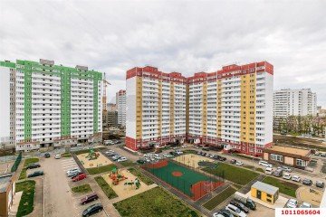 Фото №1: 2-комнатная квартира 56 м² - Краснодар, мкр. Молодёжный, ул. Душистая, 25