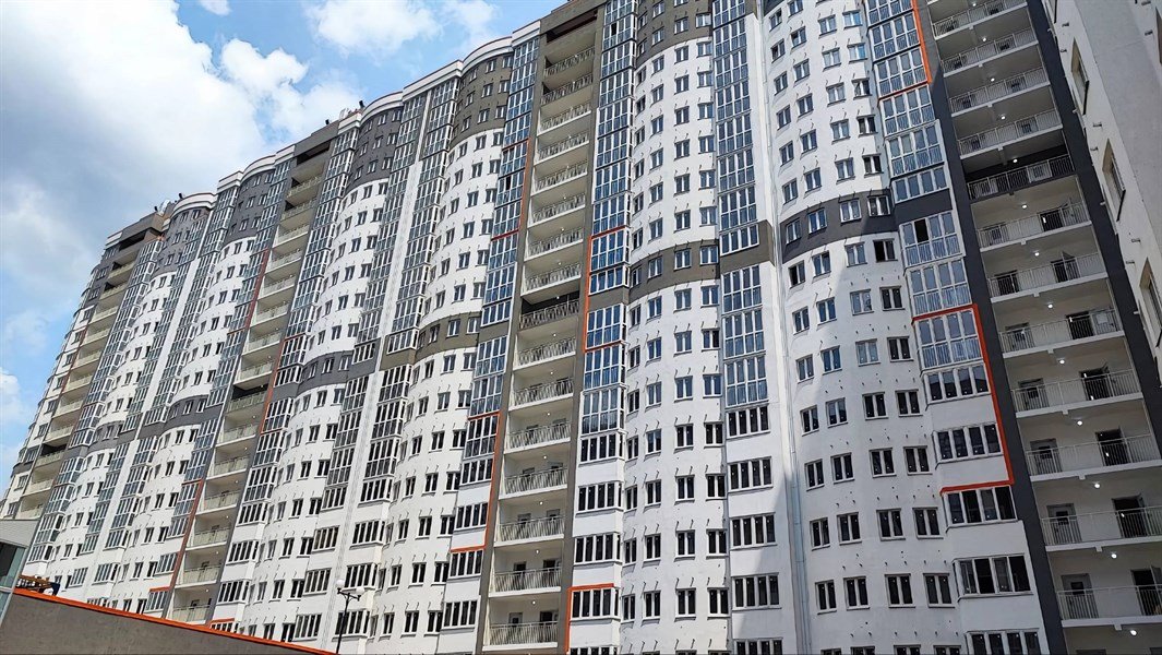 Фото №2: 1-комнатная квартира 45 м² - Краснодар, Хлопчато-бумажный Комбинат, Карасунский внутригородской округ, мкр. жилой комплекс Кино, ул. Уральская, 100/5