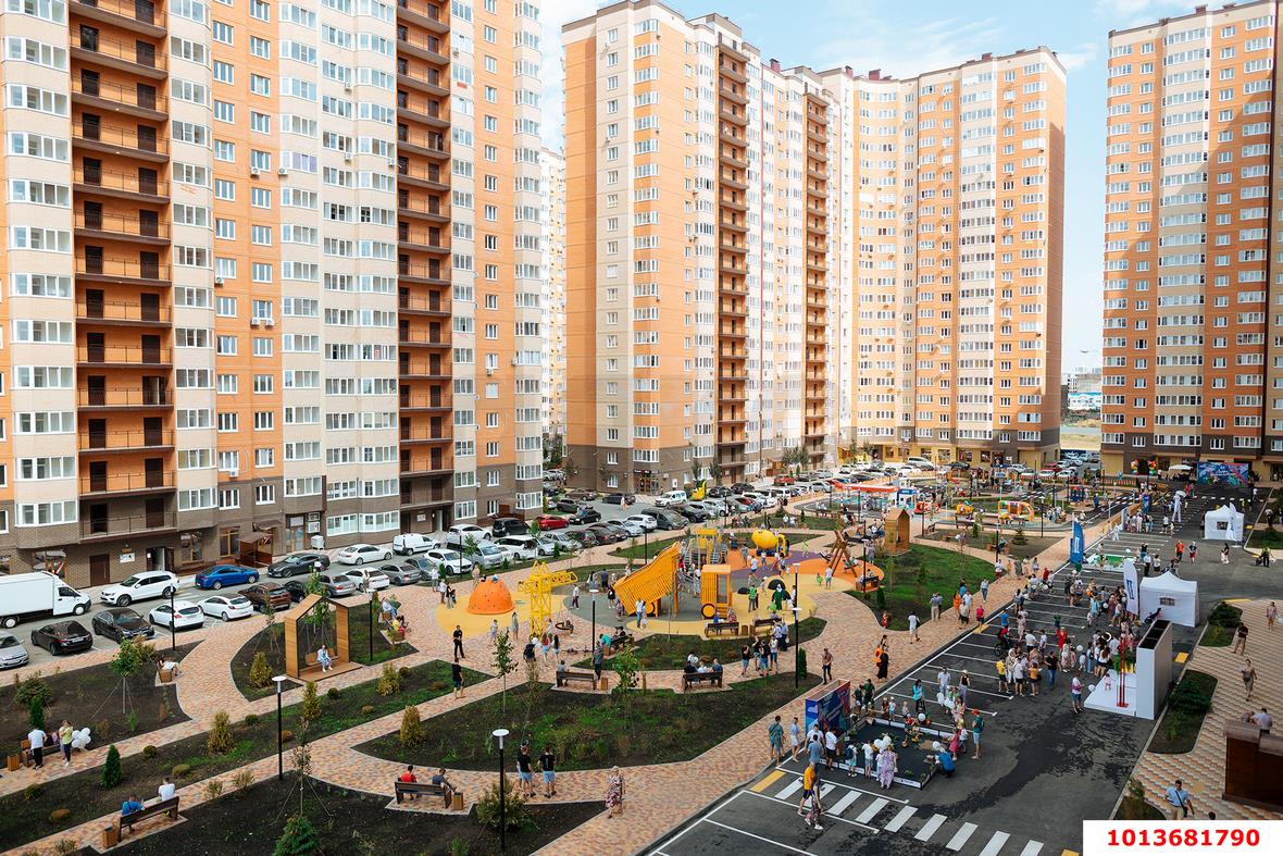 Фото №1: 1-комнатная квартира 44 м² - Краснодар, Губернский, ул. имени Героя Георгия Бочарникова, 12/1