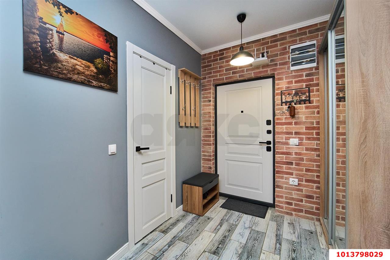 Фото №2: 1-комнатная квартира 36 м² - Краснодар, Прикубанский внутригородской округ, Калинино, Завод Радиоизмерительных Приборов, мкр. ЖК Акварели-2, ул. Тепличная, 62/1к6