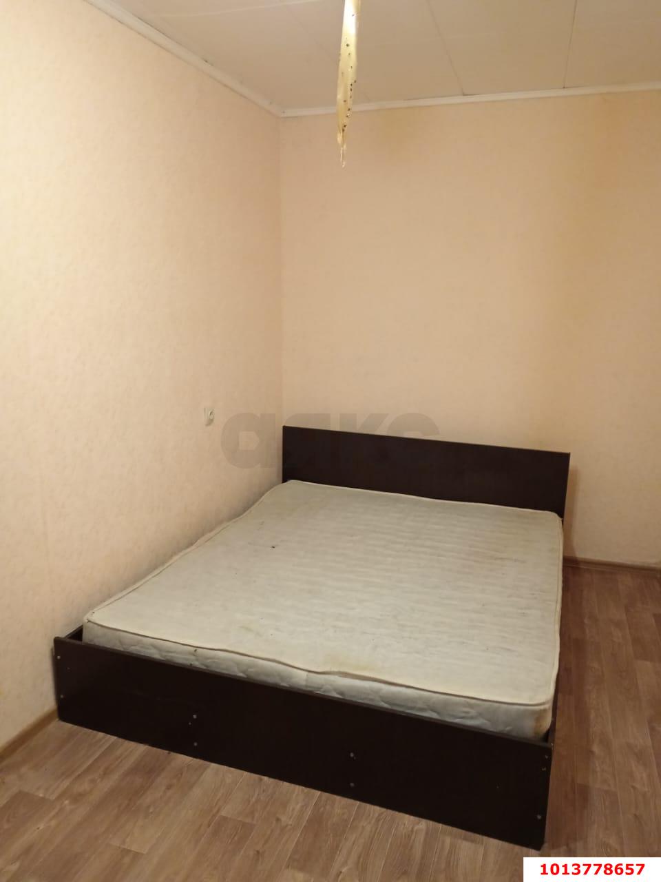 Фото №2: 3-комнатная квартира 57 м² - Новороссийск, Центральный, пр-кт Ленина, 22