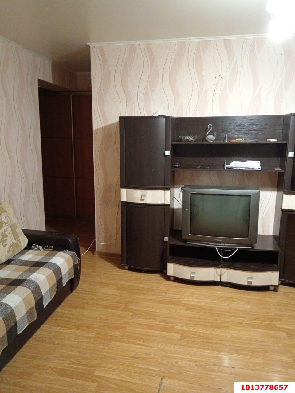 Фото №2: 3-комнатная квартира 57 м² - Новороссийск, р. Центральный, пр-кт Ленина, 22