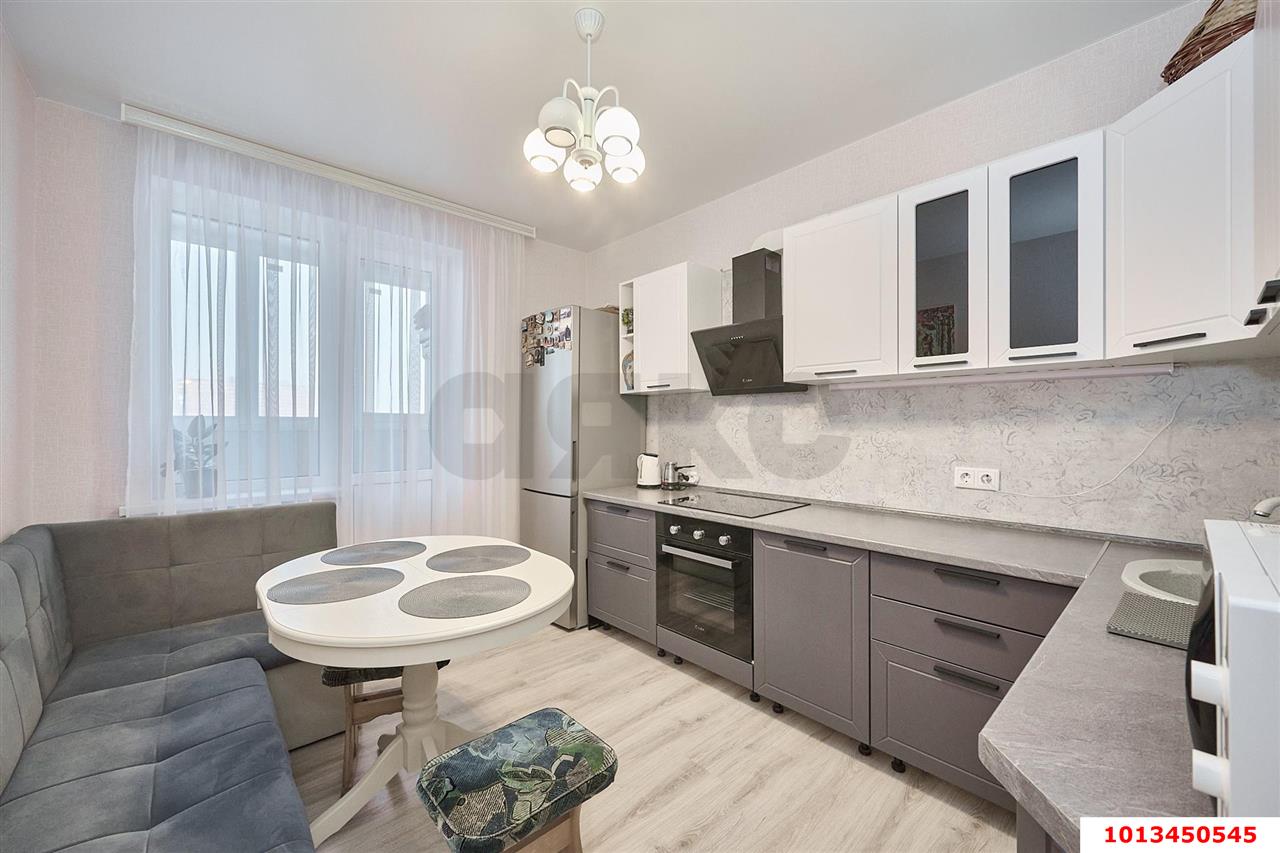 Фото №2: 1-комнатная квартира 45 м² - Краснодар, жилой комплекс Гарант, ул. Бородинская, 150Бк2