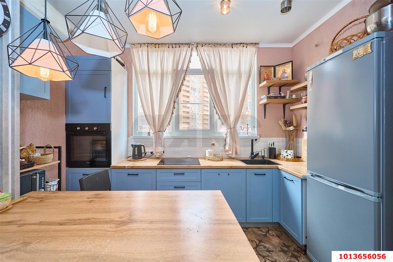 Фото №1: 3-комнатная квартира 75 м² - Краснодар, Юбилейный, ул. 70-летия Октября, 1/1