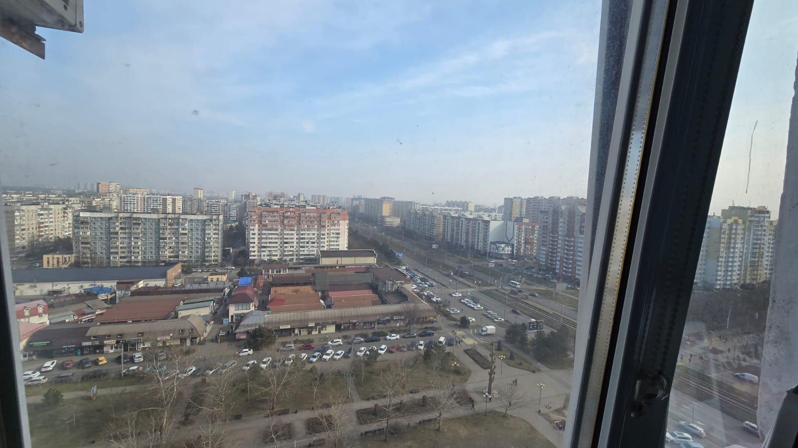 Фото №7: 2-комнатная квартира 64 м² - Краснодар, Западный внутригородской округ, мкр. Юбилейный, б-р Платановый, 2